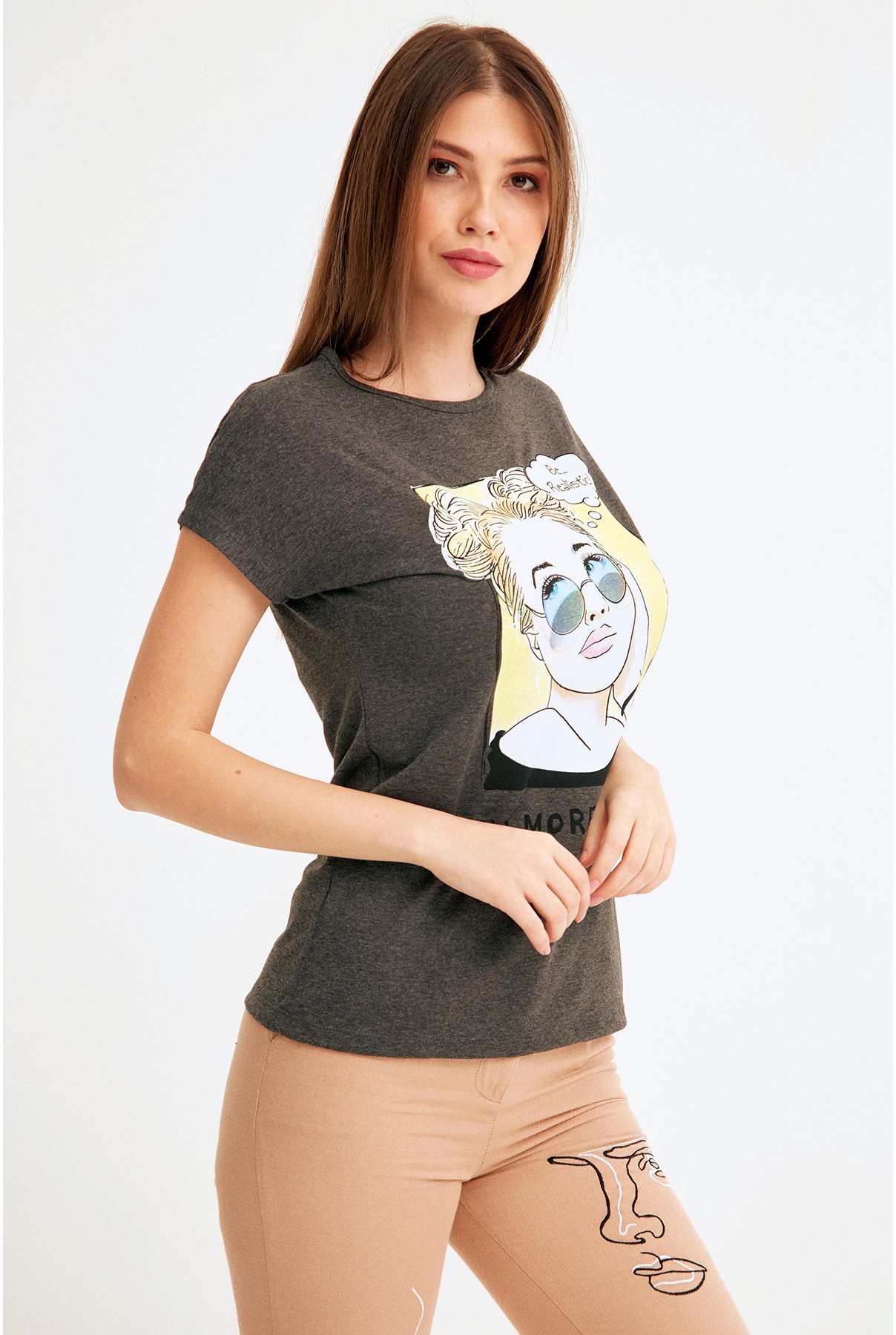 T-shirt with princess print