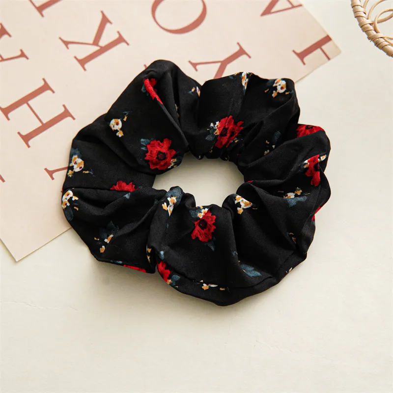 Black flower hair tie