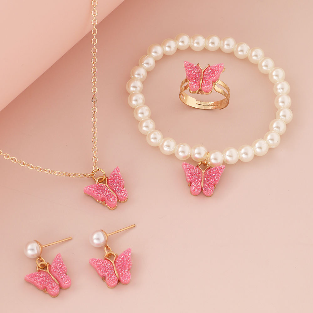 Pink simple accessory set