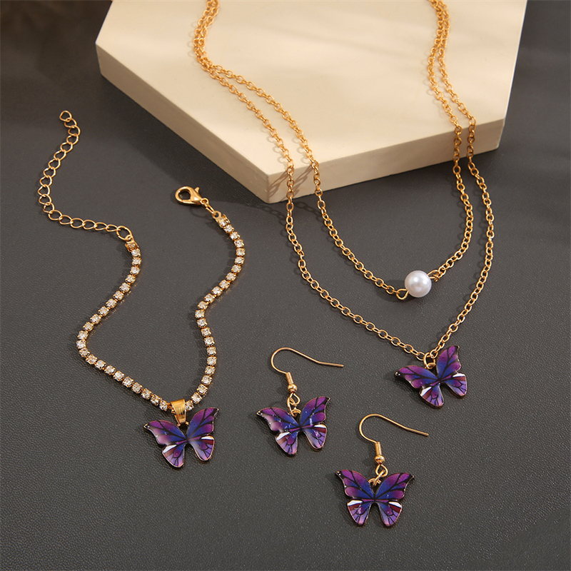 Purple butterfly accessories set