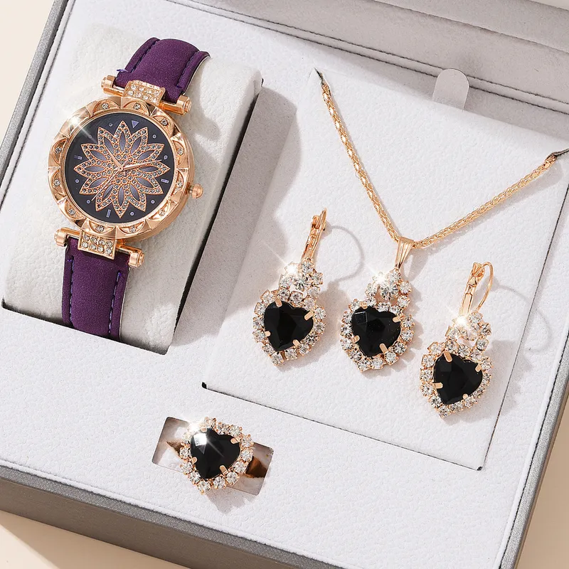Purple hearts accessory set