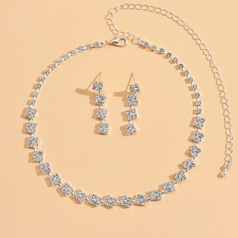 Luxury necklace and earrings set