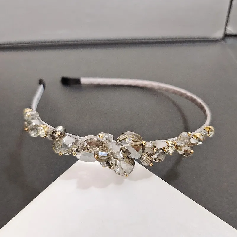 Luxurious crystal hairband